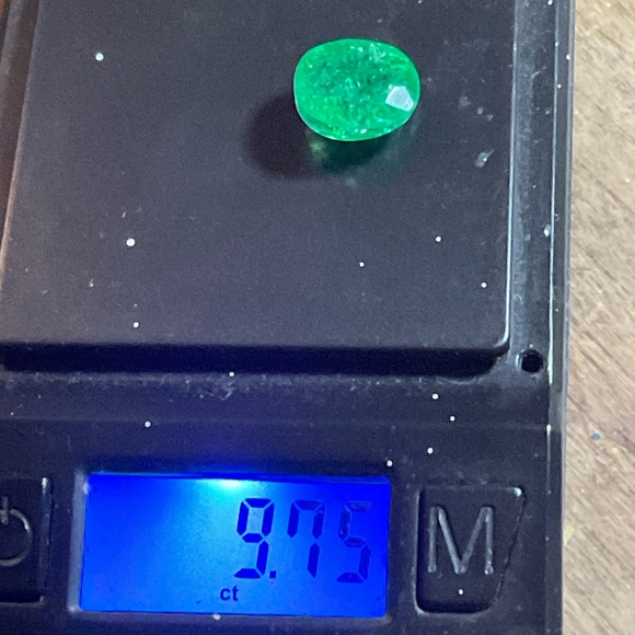 Emerald - Picture 7 of 7